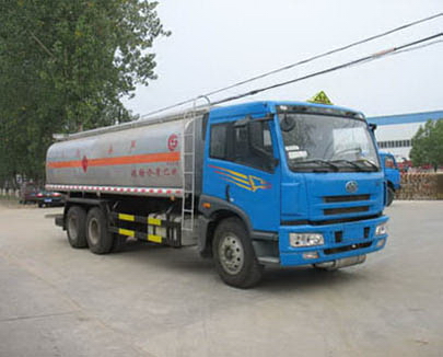 解放悍威化工液體運(yùn)輸車(CA1253)